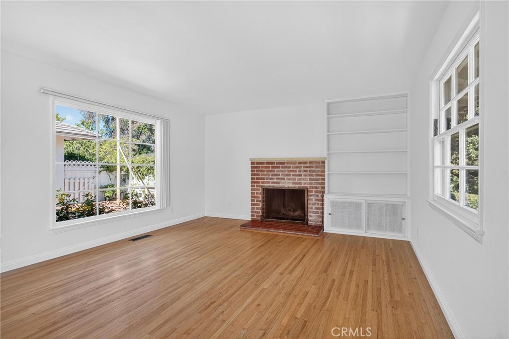 MLS #SB25244824 image #3