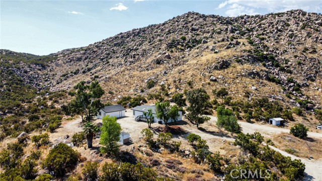 Detail Gallery Image 8 of 39 For 47800 Secret Falls Rd, Aguanga,  CA 92536 - 3 Beds | 2 Baths