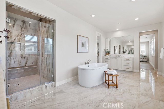 Detail Gallery Image 29 of 55 For 261 Huckleberry, Lake Forest,  CA 92630 - 5 Beds | 5/1 Baths