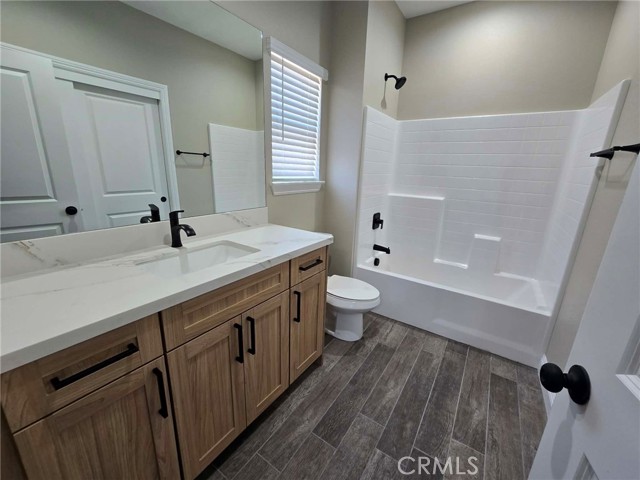 Detail Gallery Image 18 of 28 For 20401 Tonawanda Rd, Apple Valley,  CA 92307 - 4 Beds | 3 Baths