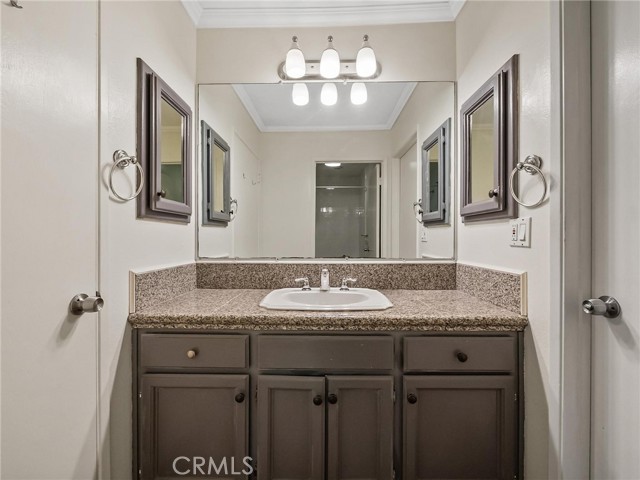 Detail Gallery Image 17 of 28 For 506 Palm Ave, Coronado,  CA 92118 - 2 Beds | 1 Baths