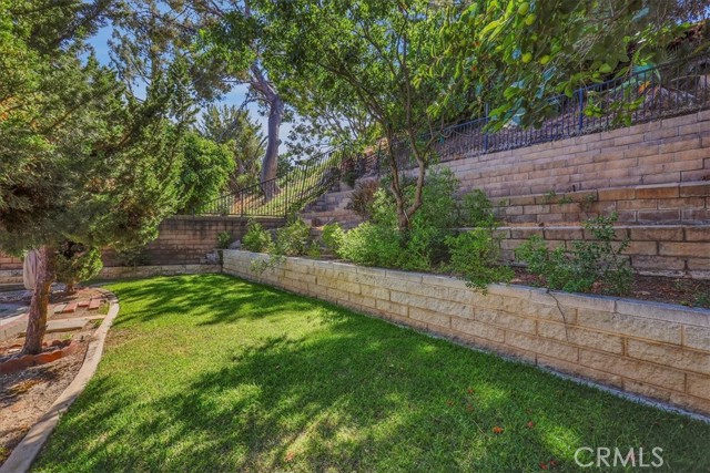 Detail Gallery Image 18 of 19 For 2369 Mesa Verde, Fullerton,  CA 92833 - 3 Beds | 2 Baths