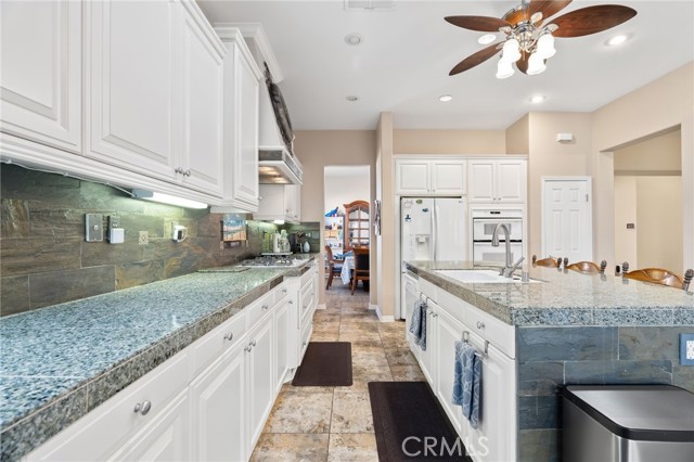 5005 Boulder Creek Place, Bakersfield, California 93312, 3 Bedrooms Bedrooms, ,2 BathroomsBathrooms,Residential,For Sale,5005 Boulder Creek Place,CRSR24237896