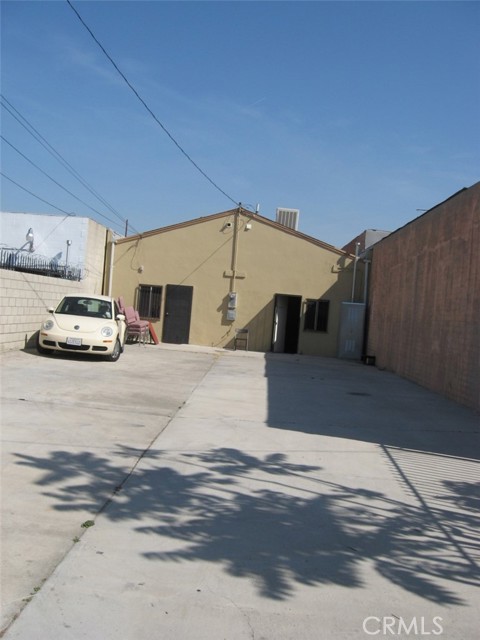 1826 E Compton Boulevard, Compton, California 90221, ,Commercial Lease,For Rent,1826 E Compton Boulevard,CRRS24237873