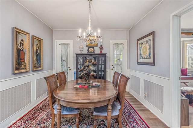 838 838 College Ave, Redlands CA: https://media.crmls.org/medias/422c70d4-c7a8-46ec-ae65-c5679cf3ed58.jpg