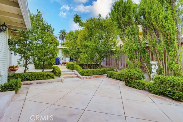 234 Ximeno Avenue, Long Beach CA: https://media.crmls.org/medias/422d1ef1-e18a-4889-9b8a-6d67f15d7ad2.jpg