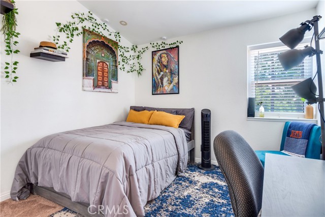 9740 Woodleaf Drive, Rancho Cucamonga CA: https://media.crmls.org/medias/422d2e97-7b50-44dd-9bc0-692c507cd882.jpg