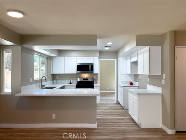 43856 Windsor Place, Lancaster CA: https://media.crmls.org/medias/422e7b4c-e779-4195-b0b1-5bb495bfd21e.jpg