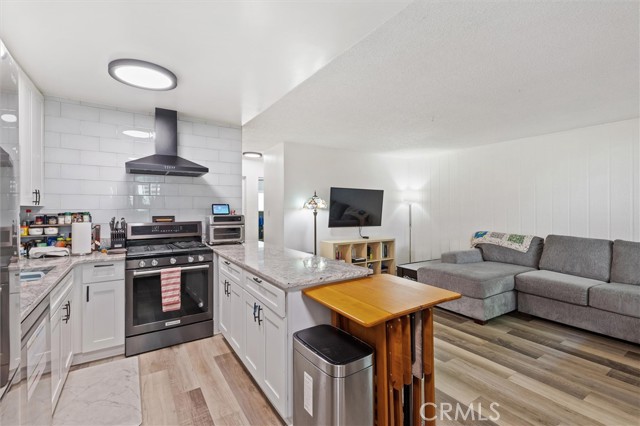 Detail Gallery Image 2 of 27 For 3265 Santa Fe Ave #60,  Long Beach,  CA 90810 - 2 Beds | 1 Baths