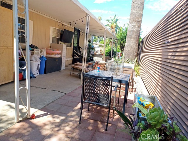 6545 Wilbur Ave, 19 photo 7