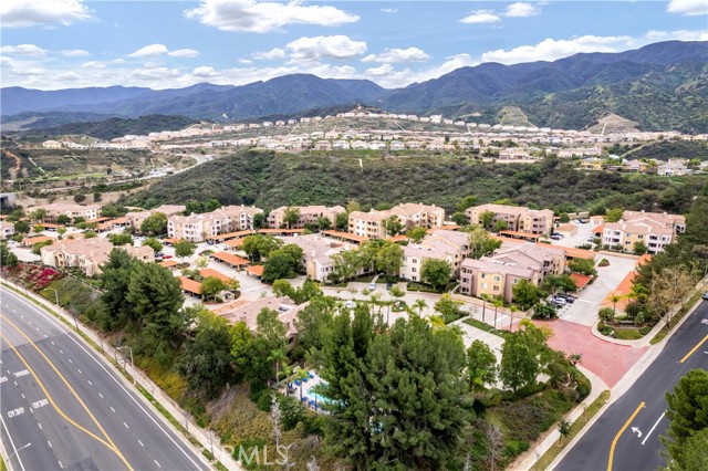 Detail Gallery Image 6 of 31 For 2380 Del Mar #306,  Corona,  CA 92882 - 2 Beds | 2 Baths