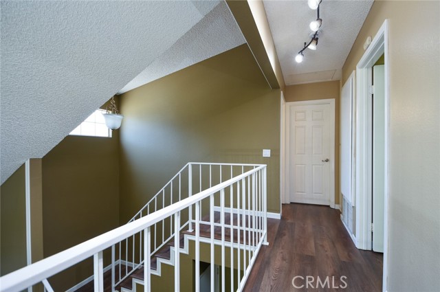 Detail Gallery Image 14 of 35 For 697 E Peach St, San Jacinto,  CA 92583 - 3 Beds | 2/1 Baths