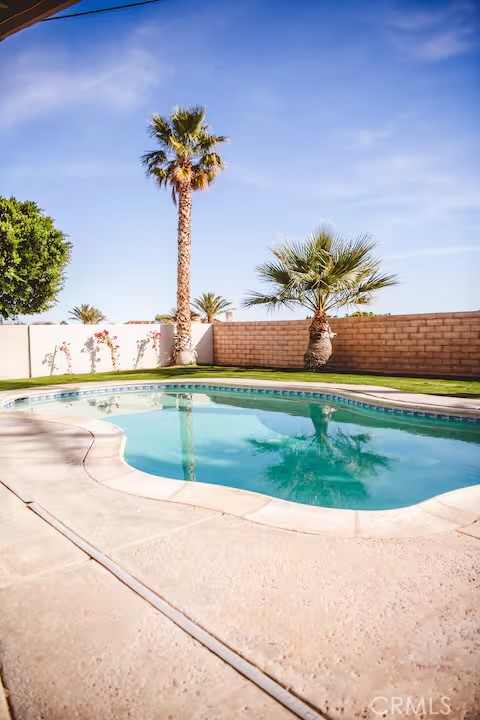 Image 7 of 8 For 30319 Desert Moon Drive