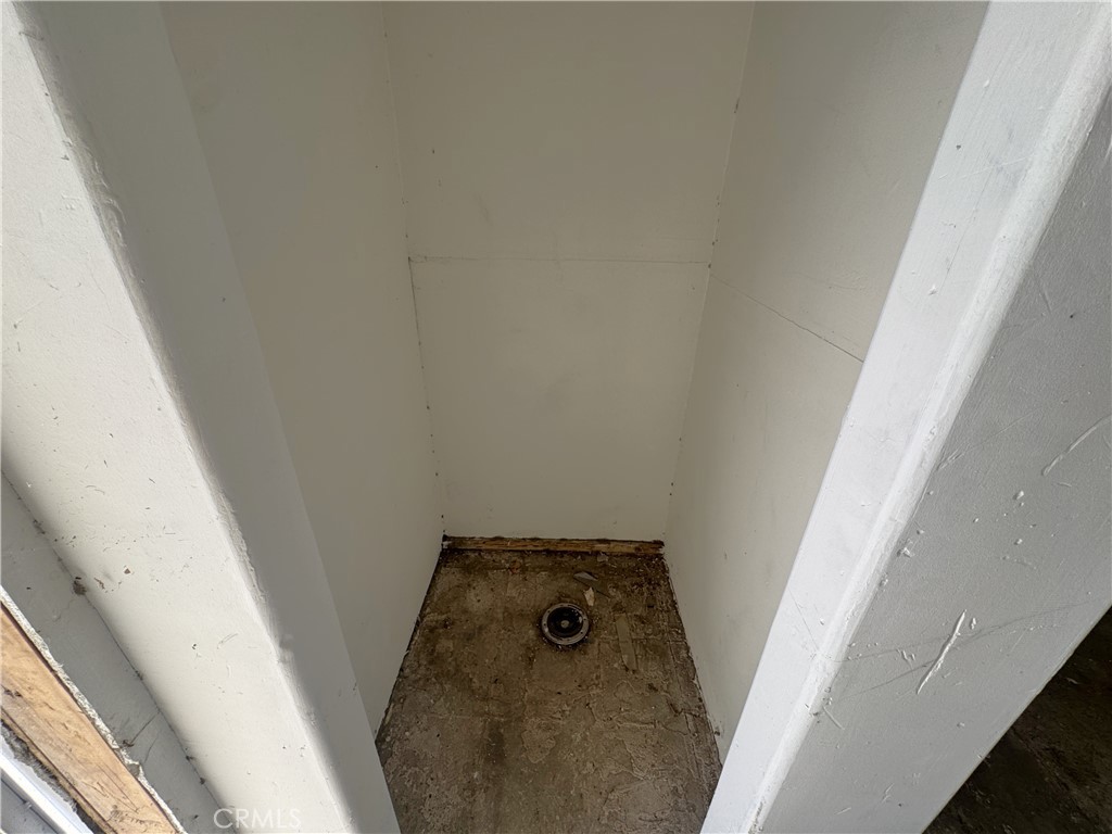 https://media.crmls.org/medias/42319a3c-a37d-4647-880d-2edd5ba5d899.jpg?preset=X-Large