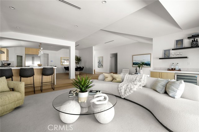 Detail Gallery Image 10 of 27 For 5100 Orrville Ave, Woodland Hills,  CA 91367 - 4 Beds | 3 Baths