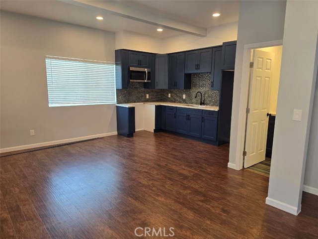 27513 Stanford Drive, Temecula CA: https://media.crmls.org/medias/42322cc9-1bb8-4228-813b-1fd4ce6026d1.jpg