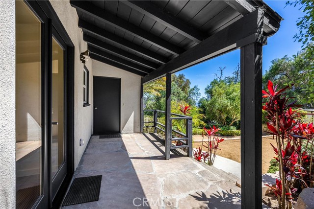 1961 Temple Hills Drive, Laguna Beach CA: https://media.crmls.org/medias/42335d3d-aca3-446d-a892-4c9b4fa3420f.jpg
