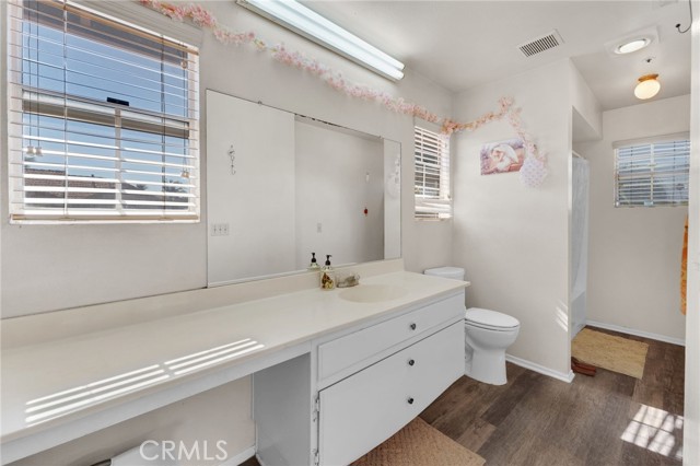 365 E Vodden Street, Rialto CA: https://media.crmls.org/medias/4233c050-6e7c-40a0-9abc-236ae4ce6ea2.jpg