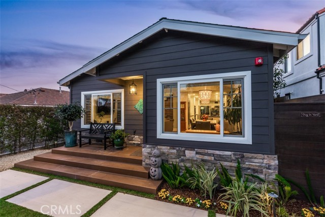 732 36th Street, Manhattan Beach, California 90266, 4 Bedrooms Bedrooms, ,3 BathroomsBathrooms,Residential,Sold,36th,SB21235456