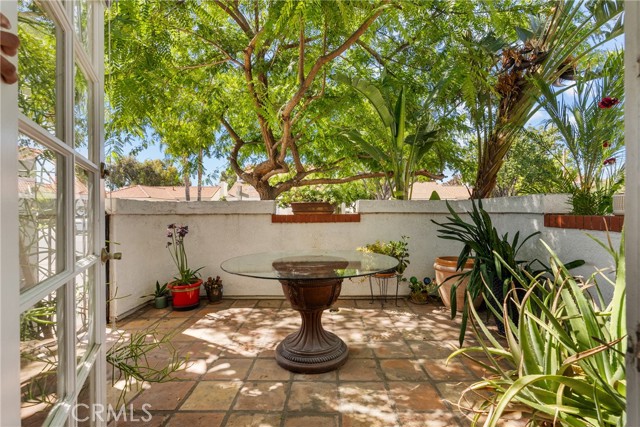 Detail Gallery Image 11 of 38 For 24632 Varese Ct, Valencia,  CA 91355 - 3 Beds | 2 Baths