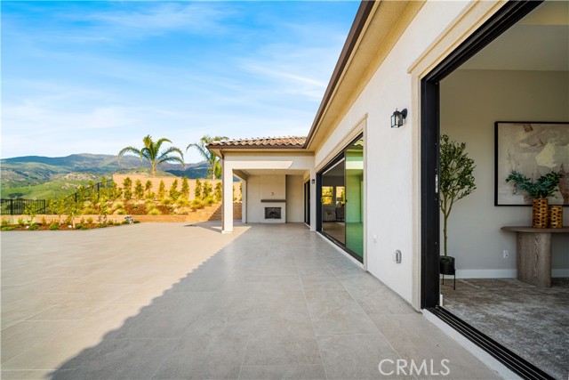 Detail Gallery Image 29 of 55 For 12043 Red Hawk Lane, Porter Ranch,  CA 91326 - 4 Beds | 4/1 Baths
