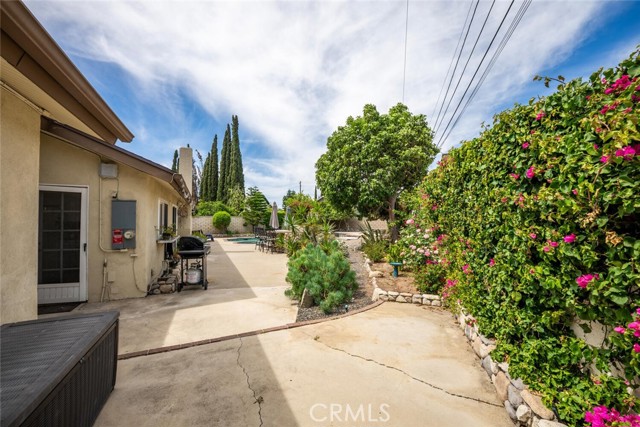 Image 44 of 55 For 590 Espanita