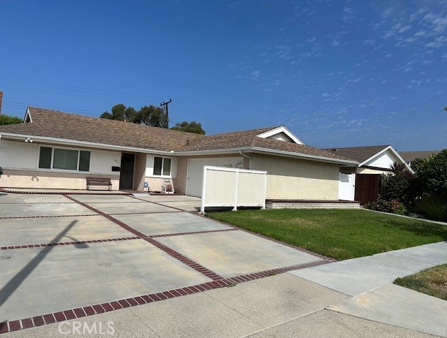 16091 Fantasia Ln, Huntington Beach, CA 92649