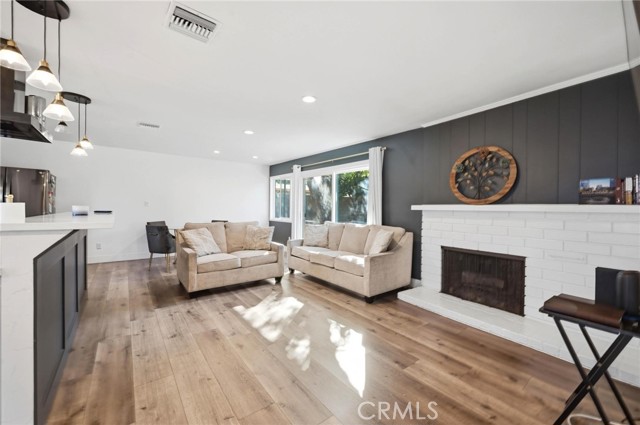 14975 Florentine Street photo 4