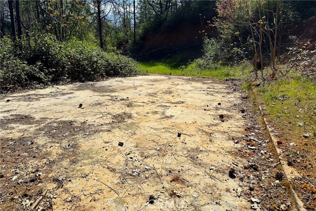 Detail Gallery Image 15 of 29 For 21138 Big Oak Ln, Lakehead,  CA 96051 - – Beds | – Baths