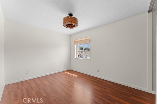 10162 Basalt Lane, Mentone CA: https://media.crmls.org/medias/4237d087-d5d8-4dfd-bb2b-76267005cd7d.jpg