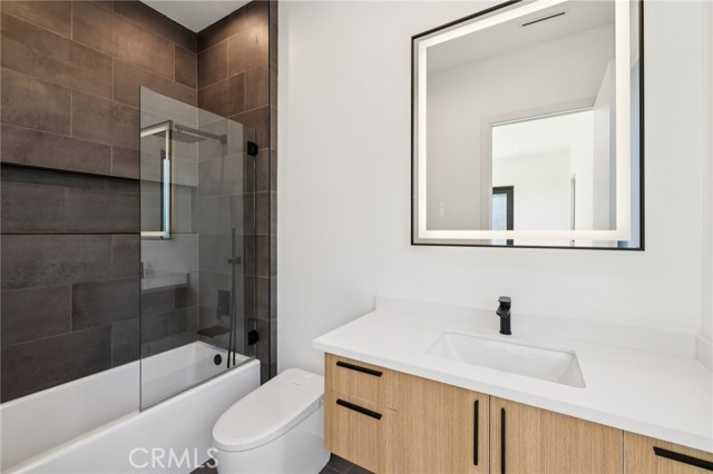 Detail Gallery Image 36 of 57 For 5280 Sanchez, Los Angeles,  CA 90008 - 4 Beds | 4 Baths