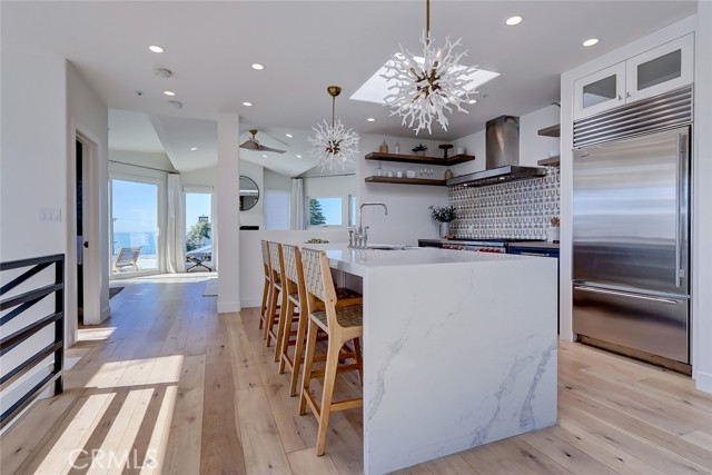 301 2nd Street, Manhattan Beach, California 90266, 3 Bedrooms Bedrooms, ,3 BathroomsBathrooms,Residential,Sold,2nd,SB22006124