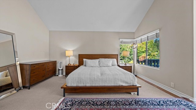 Image 34 of 62 For 2162 Euclid Avenue