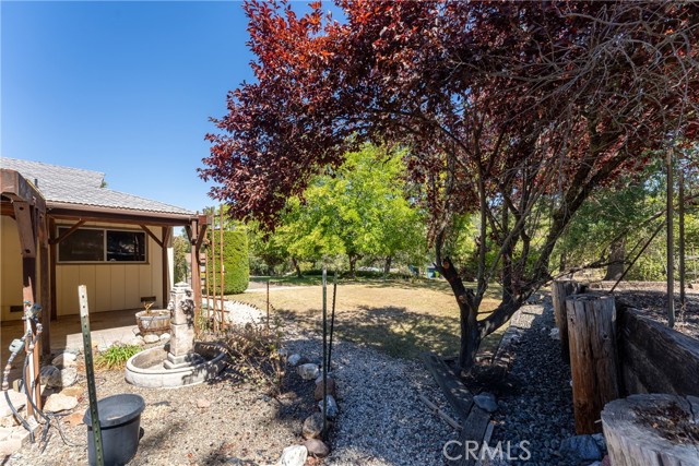 Image 25 of 35 For 641 Blue Oak Drive