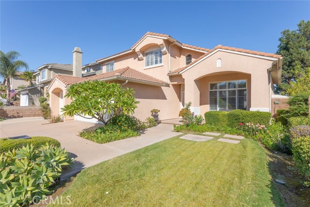 Breathtaking front yard scenery