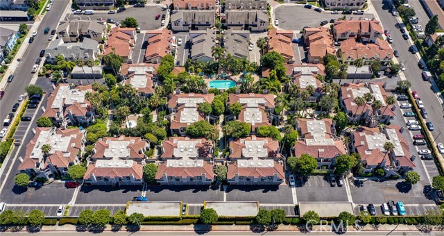 4752 Tiara Drive, Huntington Beach CA: https://media.crmls.org/medias/4239b293-c0cb-4596-91be-8acbefb2ba41.jpg