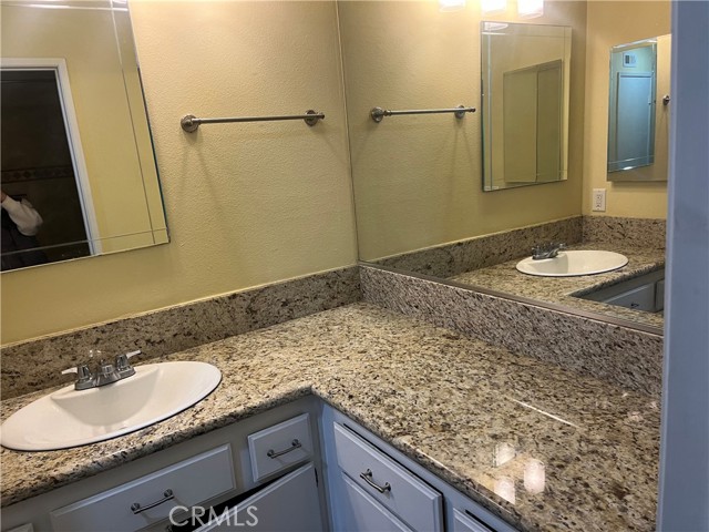 Detail Gallery Image 11 of 12 For 941 W Carson St #214,  Torrance,  CA 90502 - 1 Beds | 1 Baths