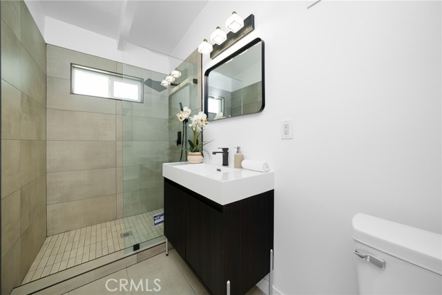 Detail Gallery Image 24 of 27 For 2423 Rockdell, La Crescenta,  CA 91214 - 4 Beds | 3 Baths