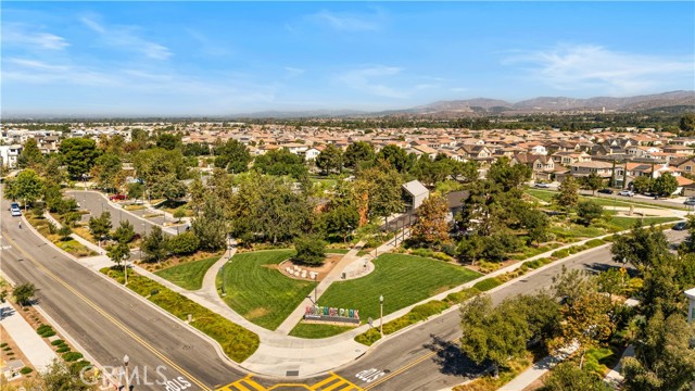 470 Lobata, Irvine CA: https://media.crmls.org/medias/423a3723-493f-42bf-ae22-d6291788806f.jpg