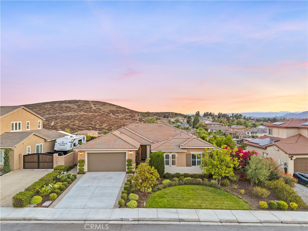 35543 Laurel Tree Court