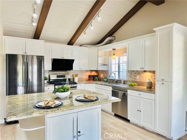 Detail Gallery Image 6 of 30 For 3715 Terrace Dr, Chino Hills,  CA 91709 - 4 Beds | 3 Baths
