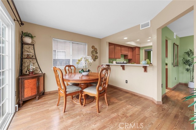 Detail Gallery Image 13 of 30 For 12804 Somerset, Chino,  CA 91710 - 3 Beds | 2/1 Baths