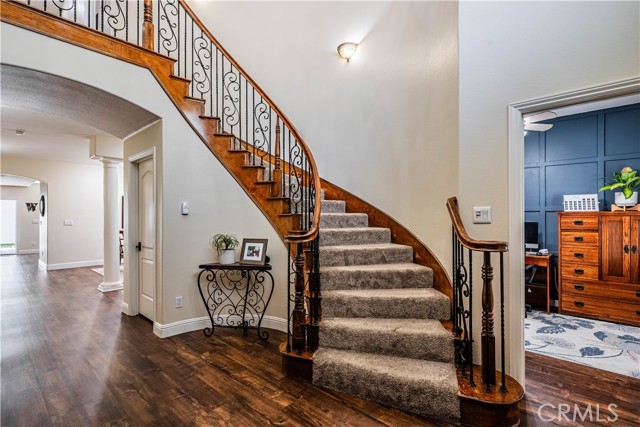 Detail Gallery Image 6 of 53 For 30614 Emperor Dr, Canyon Lake,  CA 92587 - 6 Beds | 4 Baths