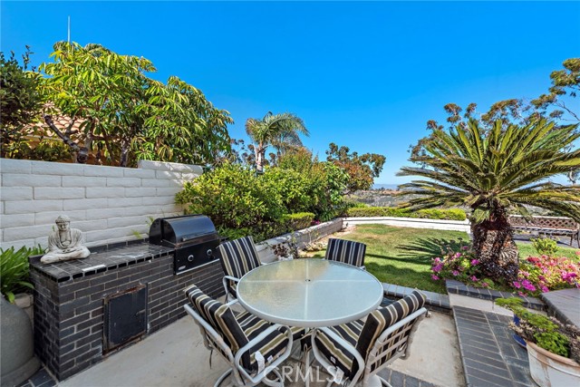 30252 Sonrisa Lane, Laguna Niguel CA: https://media.crmls.org/medias/423d2fe2-a792-491f-b5bb-eca08710e8e9.jpg