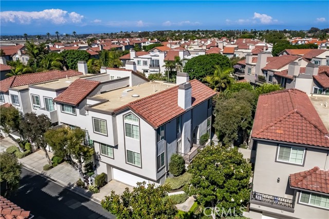 19362 Maidstone Lane, Huntington Beach CA: https://media.crmls.org/medias/423d3699-7d5d-4af0-af9f-7dd784ceb150.jpg
