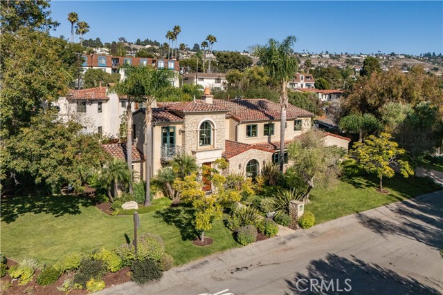 2300 Via Pacheco, Palos Verdes Estates CA: https://media.crmls.org/medias/423d3bf1-a5e7-4d51-8bde-740dc1dfe492.jpg