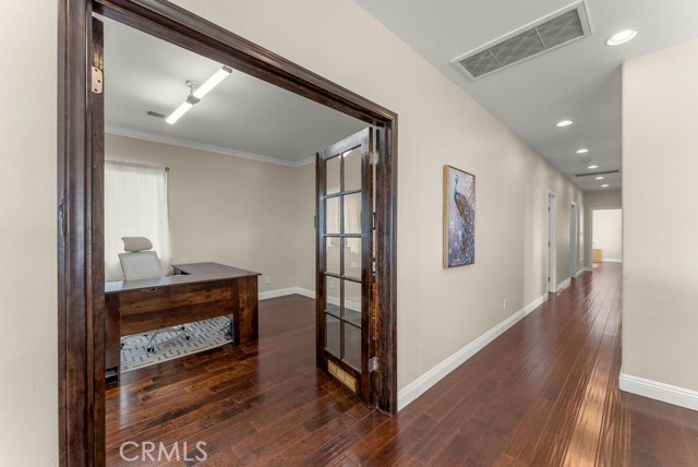 Detail Gallery Image 23 of 38 For 2500 Anabas Ave, San Pedro,  CA 90732 - 5 Beds | 5 Baths