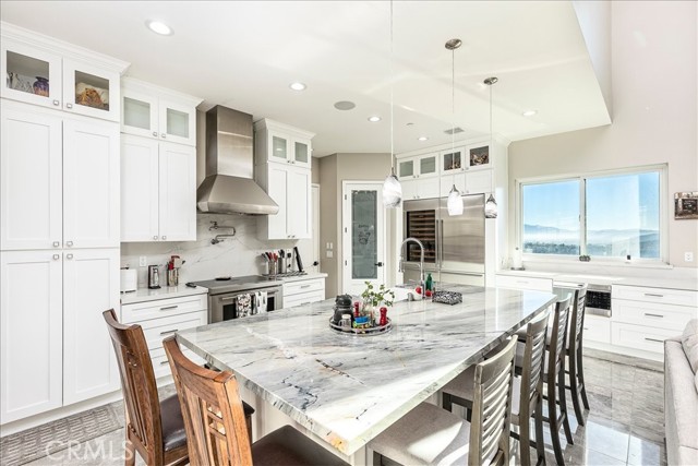 Detail Gallery Image 8 of 74 For 38000 via Vista Grande, Murrieta,  CA 92562 - 5 Beds | 5/2 Baths