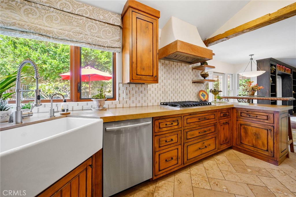 MLS #OC25227880 image #5