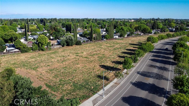 Detail Gallery Image 2 of 4 For 1800 E South Bear Creek Dr, Merced,  CA 95340 - – Beds | – Baths